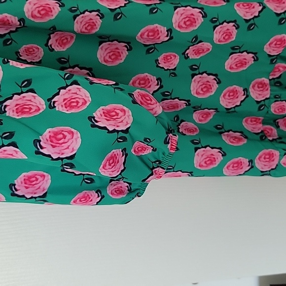 Flower Dress - Picture 4 of 10